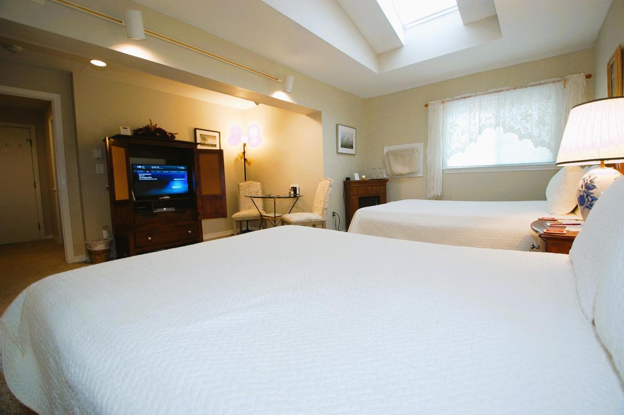 Shaker Mill Inn West Stockbridge Екстериор снимка