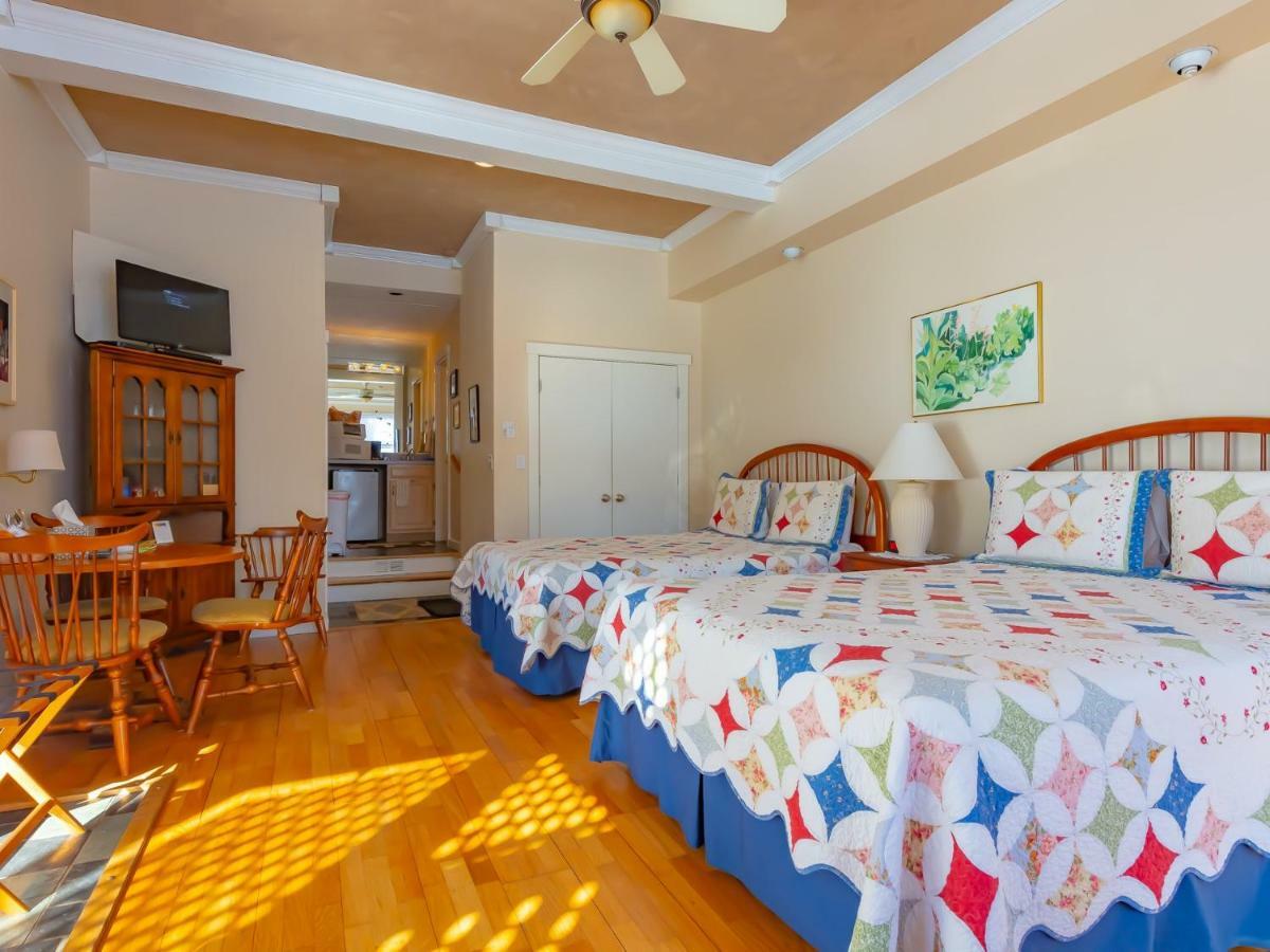 Shaker Mill Inn West Stockbridge Екстериор снимка