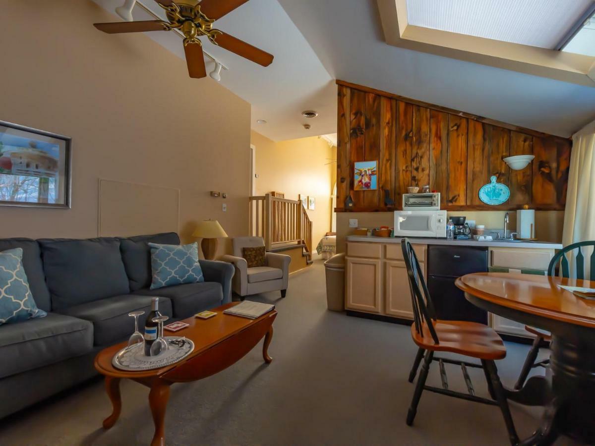 Shaker Mill Inn West Stockbridge Стая снимка